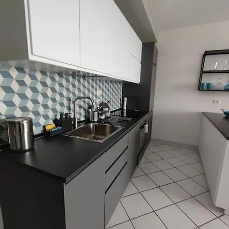 Blue Paradise: A Due Passi Dalla Spiaggia.