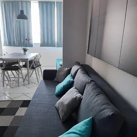 Blue Paradise: A Due Passi Dalla Spiaggia. 公寓 雷卡纳蒂港